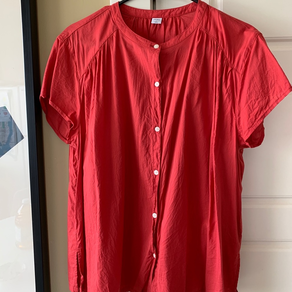 Old navy button up shirt